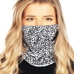 Tipsy Elves Holidays & Occasions Spotted Black And White Neck Warmer